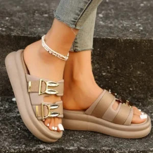 Women's Shoes 2024 Fashion Metal Decoration Daily Round Head Platform Drag Sale Dress with Hanging Strap Design Women's Slippers